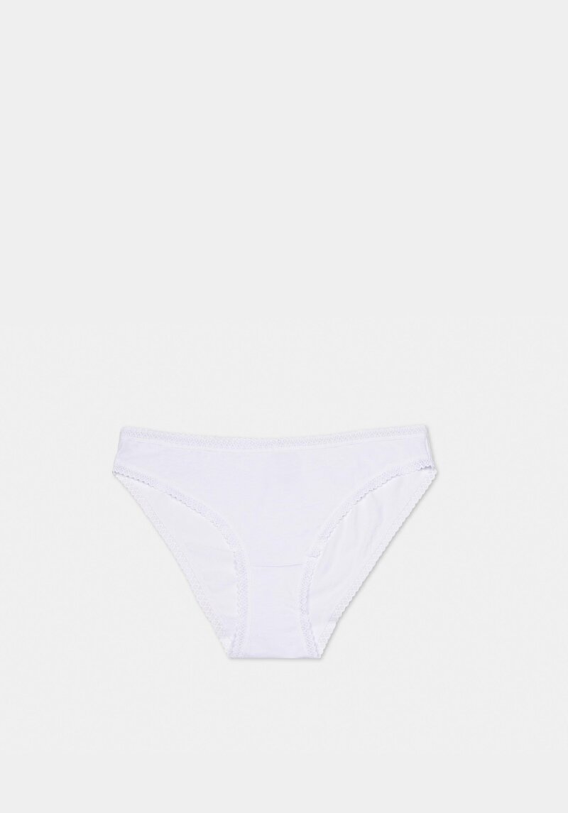 Показать информацию о Женское нижнее бельё