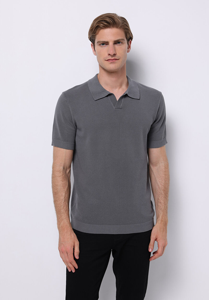 Изображение Мужской свитер с коротким рукавом