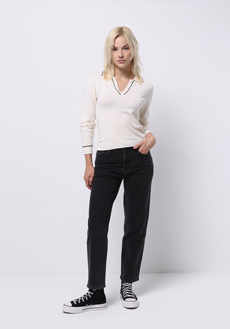 Изображение Женские черные джинсы Straight Fit высокая талия прямые штанины