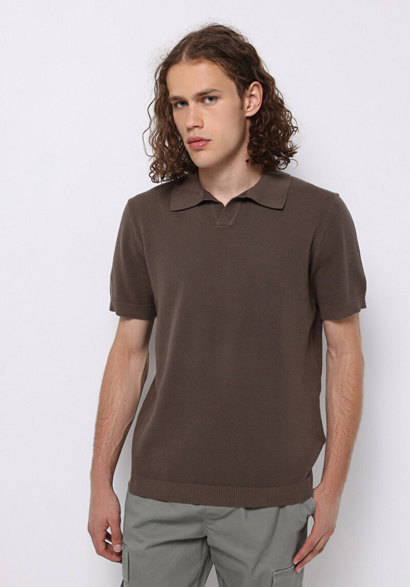 Изображение Мужской свитер с коротким рукавом