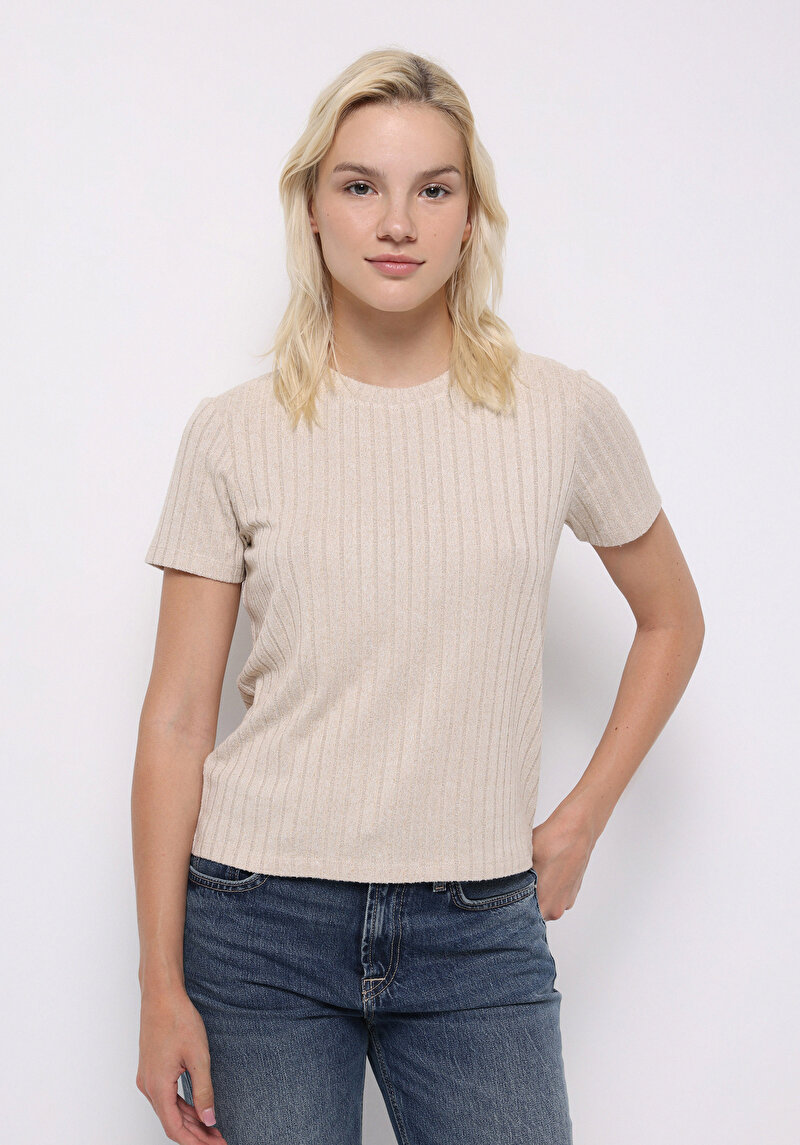 Изображение Женский свитер с коротким рукавом