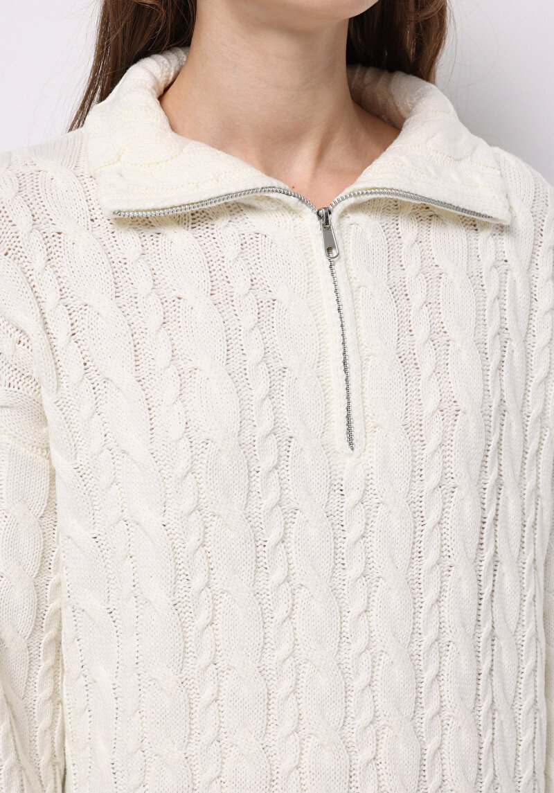 Изображение Женский Бледно-желтый Свитер Длинный Рукав Воротник На Молнии Акрил Oversize