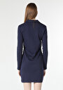 thumb-Показать информацию о Платье женское синее (navy blue) прямого кроя с длинными рукавами