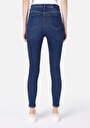 thumb-Показать информацию о Женские джинсы цвета тёмного-индиго обтягивающего кроя